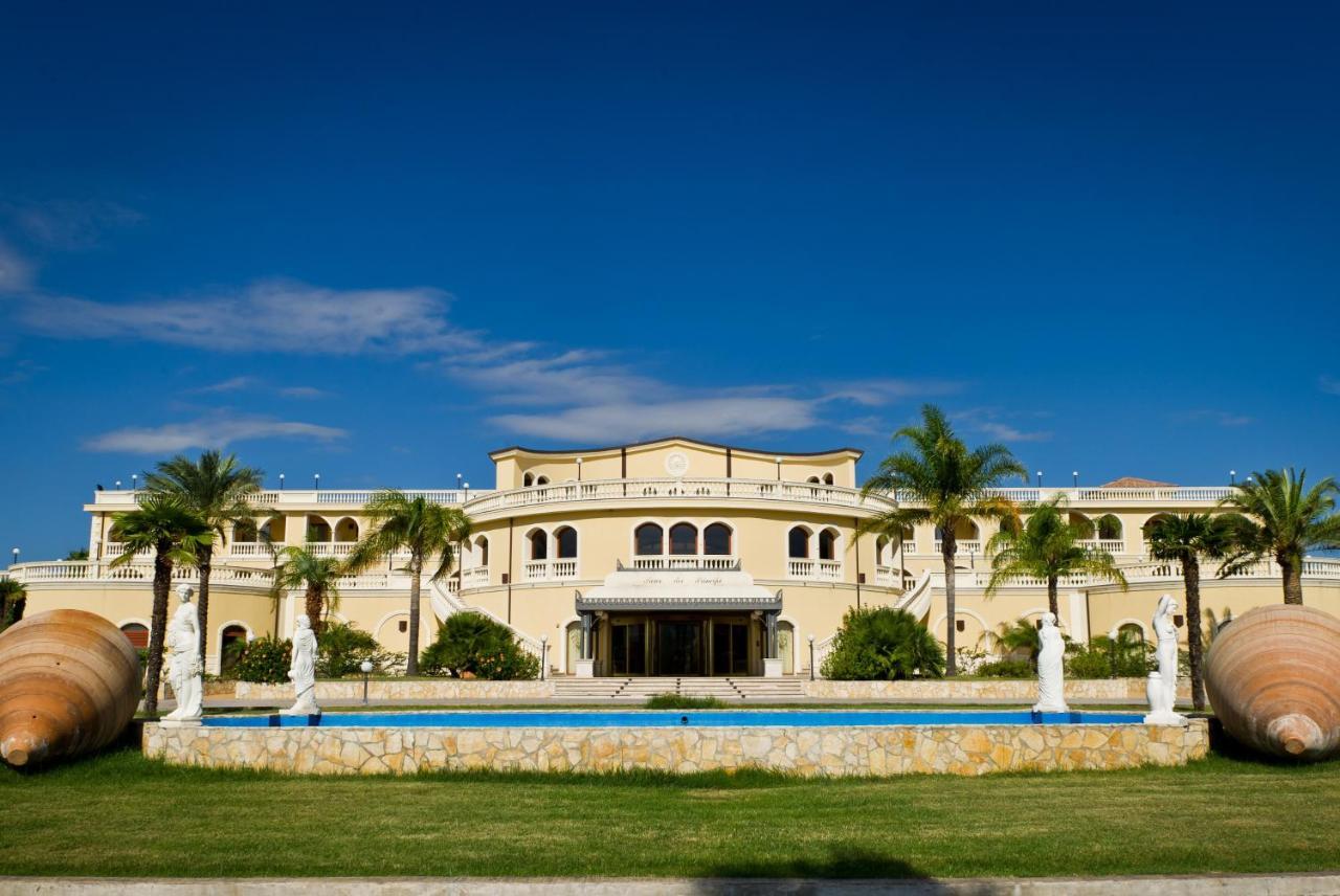 רוצ'לה איוניקה Parco Dei Principi Hotel מראה חיצוני תמונה
