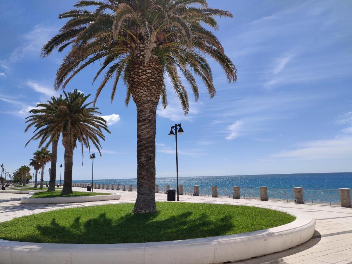 רוצ'לה איוניקה Parco Dei Principi Hotel מראה חיצוני תמונה